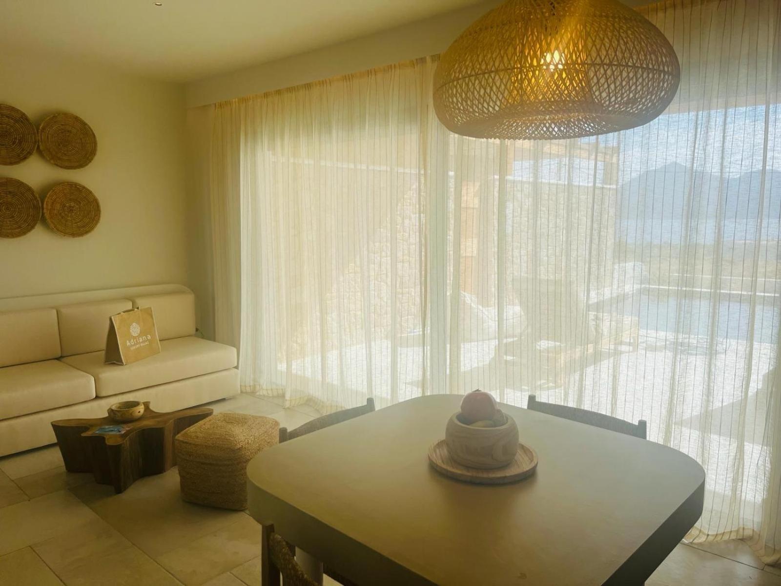 Adriana Luxury Villas Adamantas Exterior photo